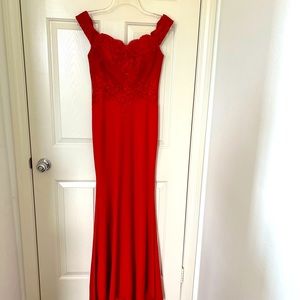 Red Of The Shoulder Prom/Evening Dress Size S